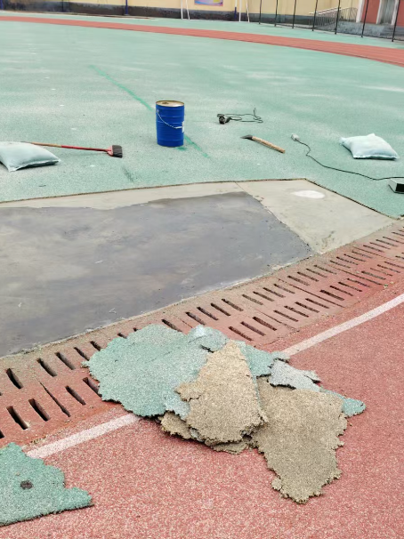 郑州球场翻新维修补、球场翻新修补改造